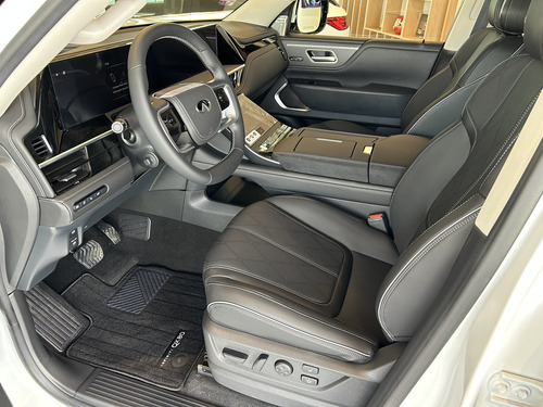 Infiniti QX80 Sensory 7 pasajeros