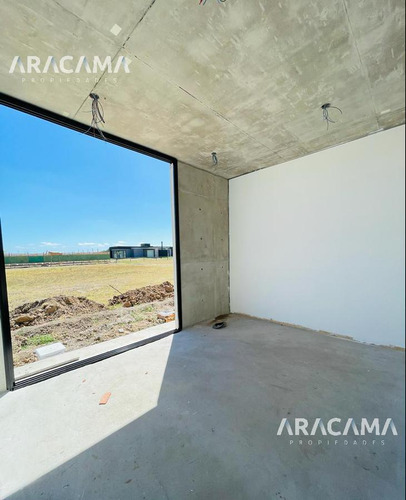 Imagen 12 de 20 de Casa En Venta En Lares De Canning - Canning