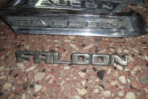 Antiguas Insignias Metalicas De Ford Falcon Futura,lote