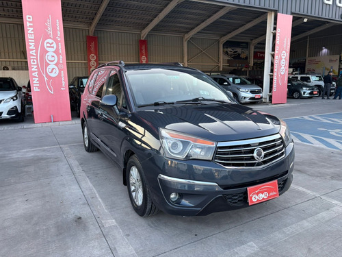 SsangYong Stavic Mt 4x2