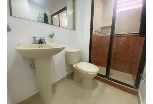 Venta Apartamento Para Inversión Parte Baja Los Bernal, Medellin