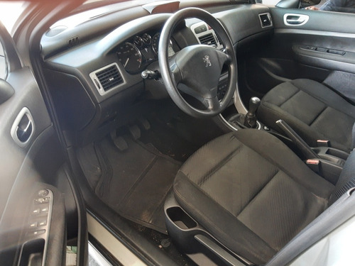 Imagem 7 de 8 de 307 Sedan Presence 1.6 2007 Completo