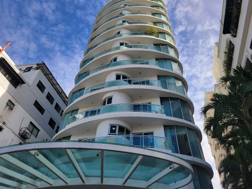 Foxpiantini.com - A325 | Renta De Apartamento En Piantini | Amueblado Moderno Con Gimnasio Y Vista Urbana
