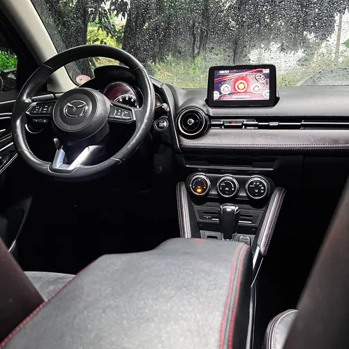 Mazda 2 Grand Touring LX Sedan