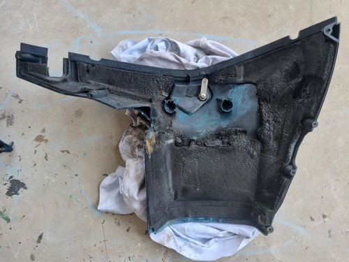Carenagem Bandeja Lateral Evinrude Etec (Usado)