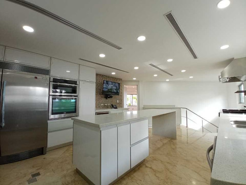 Imagen 13 de 29 de Se Vende Casa 900 M² 6h/7b/10pe La Lagunita