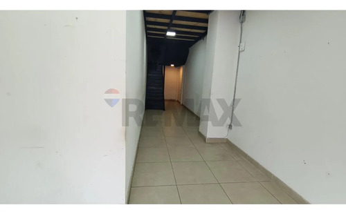 Local Comercial Calle Principal Talagante