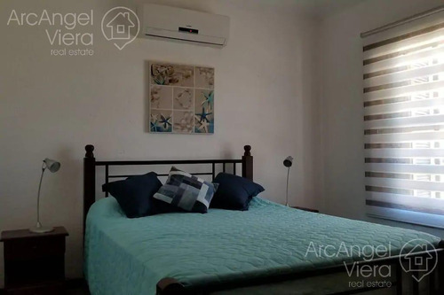 Casa Con Piscina En Alquiler Anual Venta , Playa Mansa Pda 39