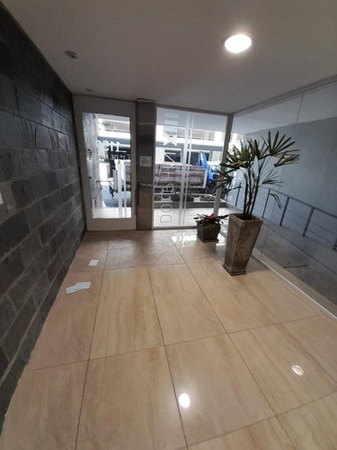 Imagen 3 de 30 de Venta Departamento 1 Dormitorio Con Patio - 1ro Mayo 1100 - Martin