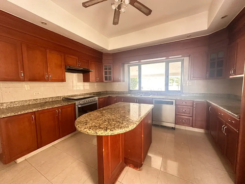 Casa En Renta En Residencial Los Fresnos, Torreón, Coahuila De Zaragoza