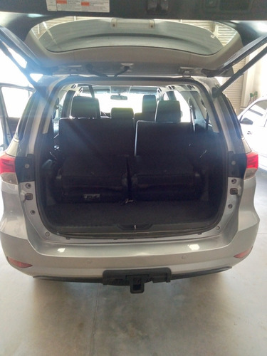 Imagen 10 de 13 de Toyota Sw4 2016 2.8 Srx 177cv 4x4 7as