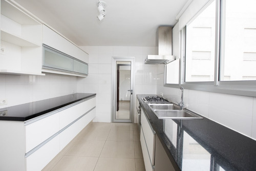 Alquiler Apartamento 3 Dormitorios 4 Baños Pocitos 2 Garajes