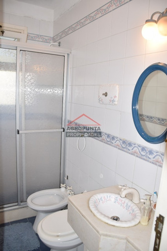 Casa En Country, 4 Dormitorios *- Ref: 3926