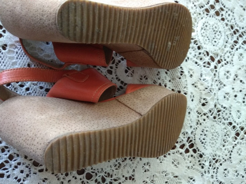 Sandalias Cuero Plataforma Taco Chino Y Pulsera Salmón