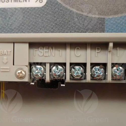 Controlador Programador Riego Hunter Xcore 6 6 Estaciones Color Blanco