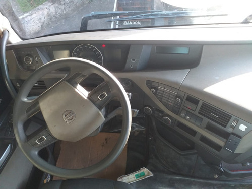 Imagem 12 de 12 de Volvo Fh540 6x4 2020 Bug Leve C/ Suspensão De Mola