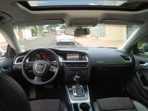 Imagem 4 de 15 de Audi A5