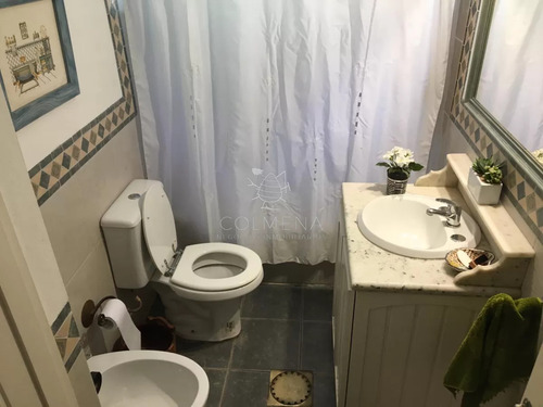 Muy Linda Casa Con Espectacular Terreno De 6000 Mts2 Parquizados!