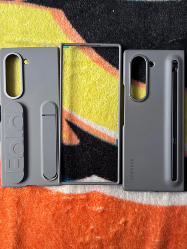 Zfold 6 + Audífonos+ Accesorios (Usado)