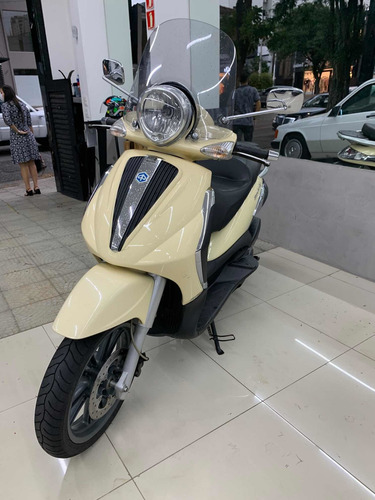 Piaggio Beverly