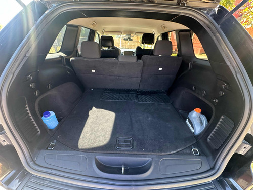 Jeep Grand Cherokee Laredo 4X2 3.6L