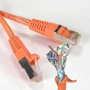 Cable Conexion Blindado Cat.5e 100 Pie Moldeado Naranja