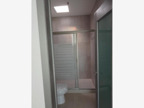 Casa Sola Modelo Clasica Doble Fraccionamiento Seguridad Alberca Jacuzzi