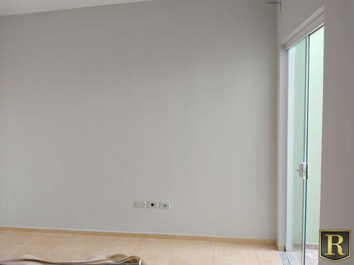 Casa Para Venda Em Guarapuava, Santa Cruz, 3 Dormitórios, 1 Suíte, 2 Banheiros, 1 Vaga - _2-1030598