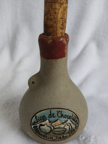 Botella Vacía Alfarería De Los Lagos Patagonia Argentina 
