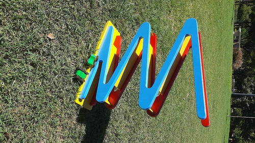 Imagen 5 de 7 de Rampa Madera Pista Autos + 2 Autos Montessori Waldorf Pikler
