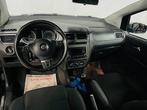 Imagem 7 de 13 de Volkswagen Crossfox 1.6 Mi Flex 8v 4p Manual