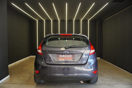 Ford Fiesta 1.6 Titanium 5p 2013