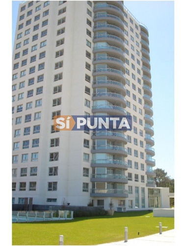 Imagen 2 de 23 de En Venta Excelentes Servicios 3 Dormitorios En Suite Y Dependencia