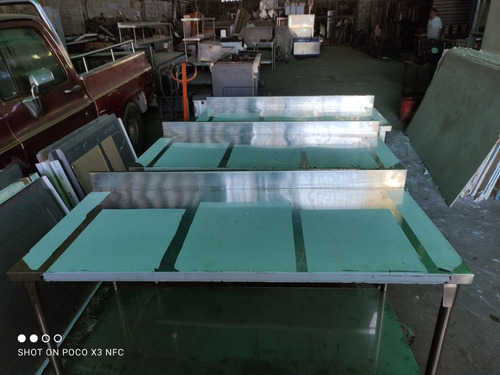 Imagen 5 de 10 de Mesa O Topes Industrial En Acero Inoxidable.