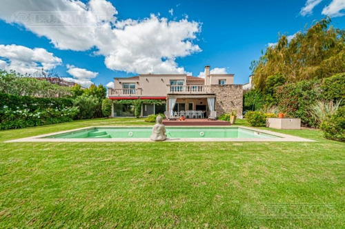 Imagen 6 de 30 de Casa En Venta En Los Castores