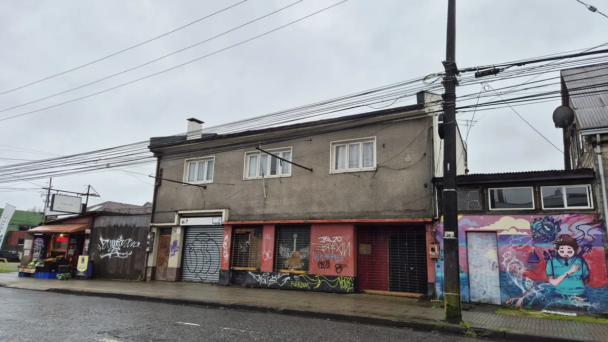 Imagen 2 de 20 de Se Vende Casa Con Dos Locales Comerciales En Ideal Sector