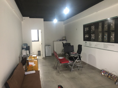 Arriendo De Oficina En Edificio Arenas De Ovalle