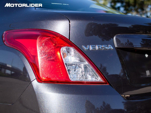 Imagen 12 de 15 de Nissan Versa 1.6 Drive Extra Full | Permuta / Financia