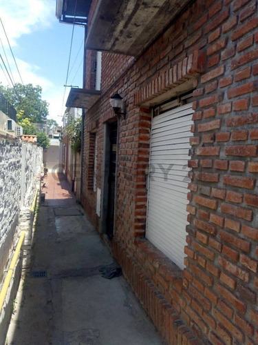 Casa A La Venta Interna De 2 Dormitorios En Santa Fe.