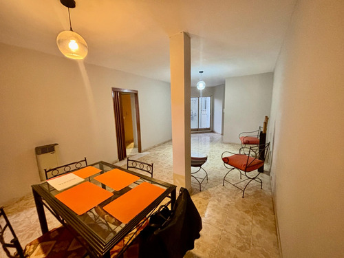 Venta Departamento 2 Dormitorios Barrio Sur