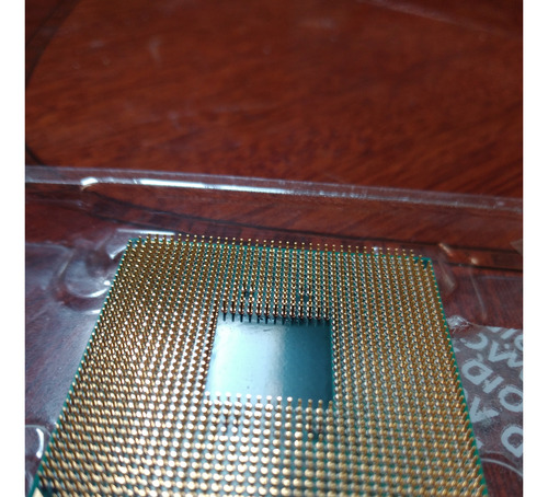 Procesador Gamer Amd Ryzen 5 2600 Usado,buen Estado (Usado)