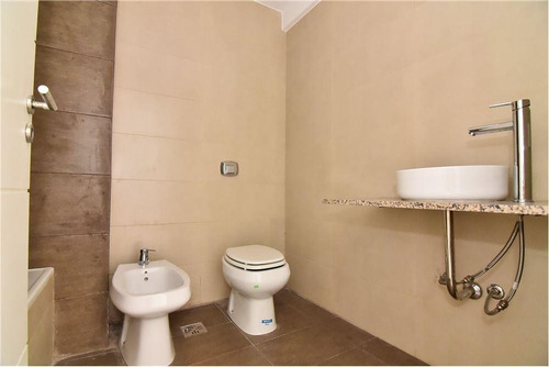 Imagen 10 de 14 de Venta! Amplio 2 Ambientes Con Cochera A Estrenar José Bonifacio Al 1200, Caballito.
