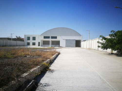 Imagen 3 de 12 de Nave Industrial En Venta Vergara Tarimoya