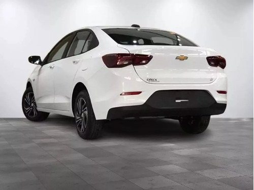 Chevrolet Onix plus 1.0 Lt