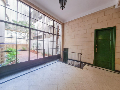 Imagen 26 de 27 de Departamento En Venta De 6 Ambientes , Muy Luminoso Y Tranquilo, Totalmente Reciclado! En Edificio Histórico Patrimonio De La Cuidad. Recoleta