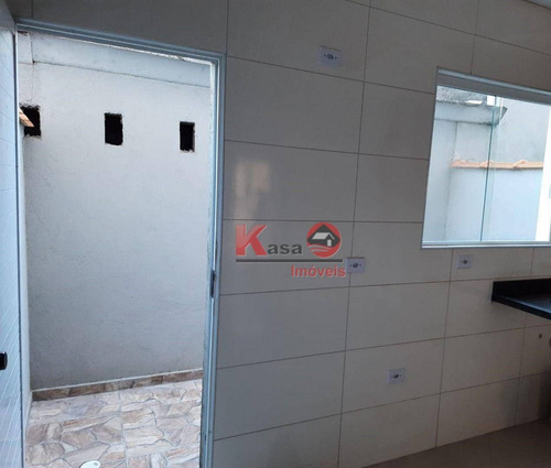 Imagem 18 de 30 de Sobrado Novo À Venda Em Condomínio Fechado Com 2 Dormitórios, Quintal E Garagem Em São Vicente/sp. Por Apenas R$ 230.000,00. Aceita Financiamento! - So0557