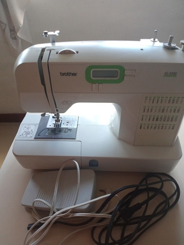 Imagen 3 de 4 de Máquina De Coser Digital Brother Es2000