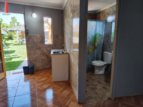 Qval Spa Vende Hermosa Casa Con Piscina Y 3 Cabañas En Requi