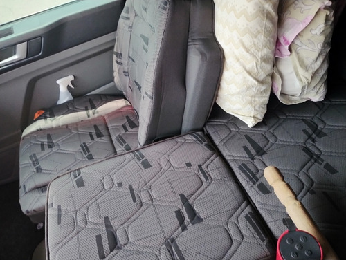 Delivery Prime 9.170 Com Baú E Cabine Semi Leito