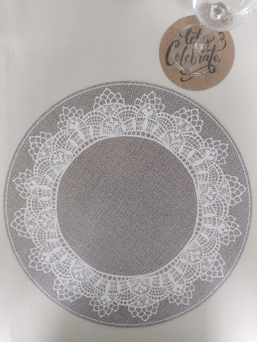 Platos De Sitio Pack Por 20 Uni Arpillera Con Puntilla Marrón Arpillera Con Puntilla.